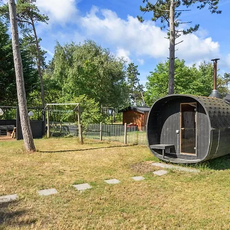 Sahra - 200m From The Sea By Interhome
